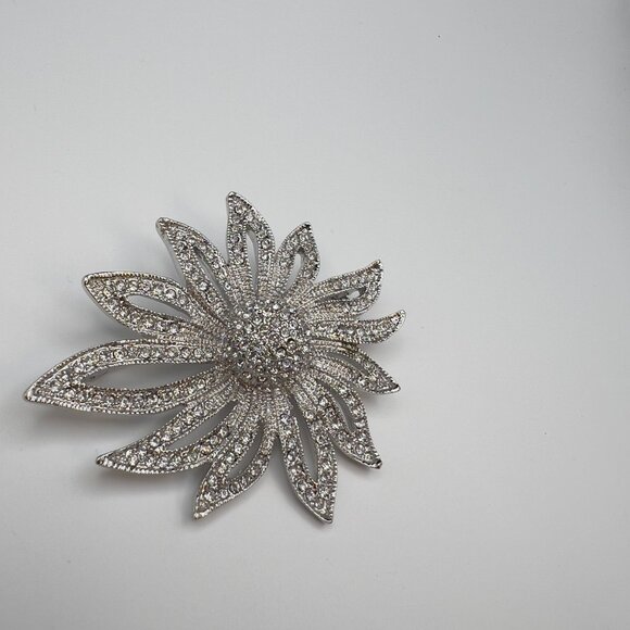 Vintage SETA Brooch Rhinestone Silver Tone Flower Large Chunky - Picture 3 of 9